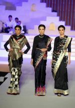 Model walk the ramp for Threads of Banares fashion show in Delhi on 15th Nov 2015